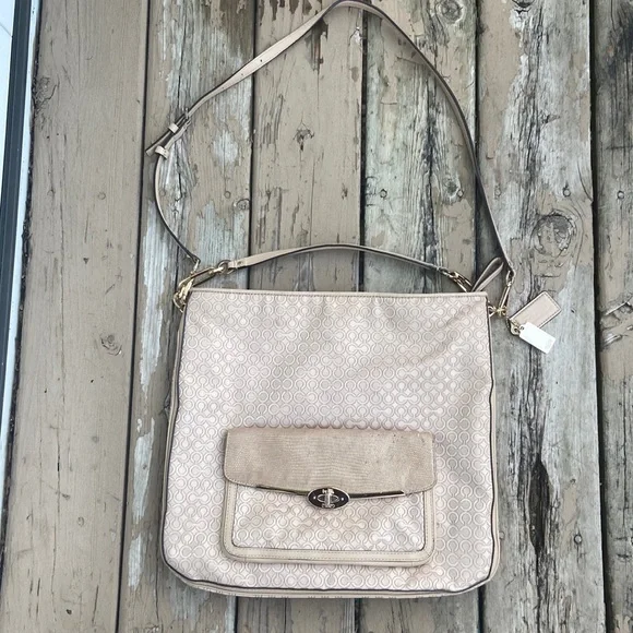 COACH MADISON OPT ART Signature 27906 2way hand or shoulder bag - Gently used - Picture 1 of 14